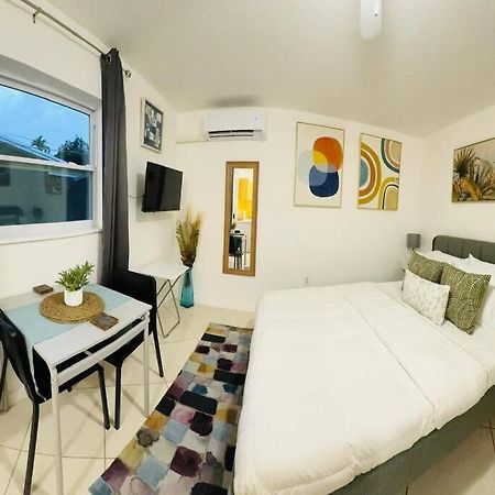 Studio With Terrace Near Hard Rock-Patio 할리우드 외부 사진